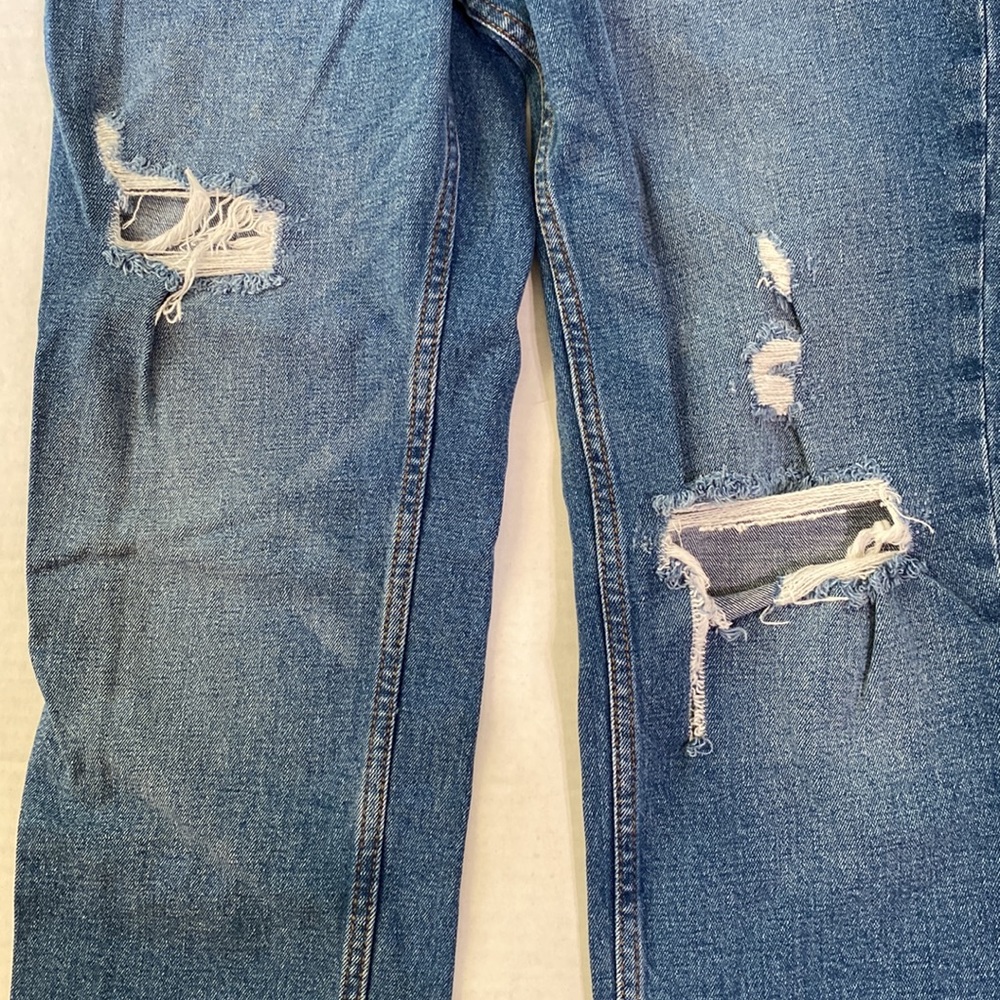 Abercrombie & Fitch Curve Love Ankle Straight Ultra High Rise Jeans - Picture 4 of 6